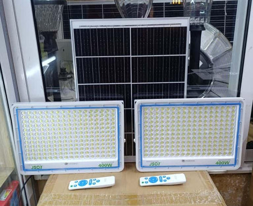 2-in-1 400W THD Solar Floodlights