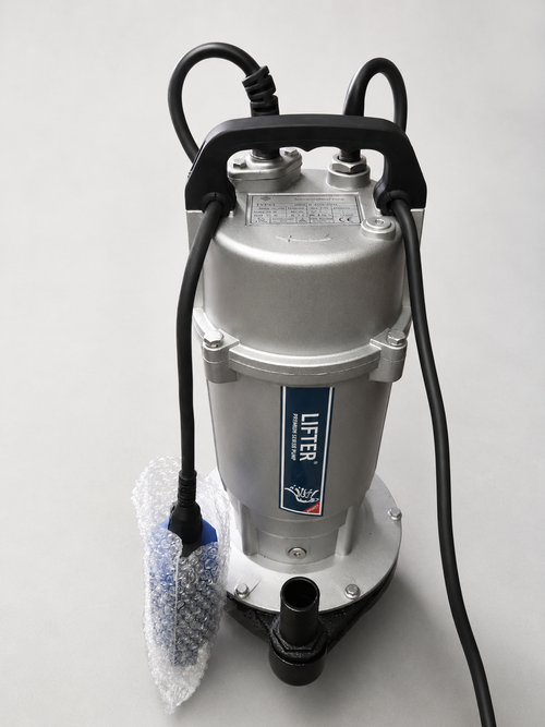Lifter Water Pump Submersible Pump 0.75kW 1HP