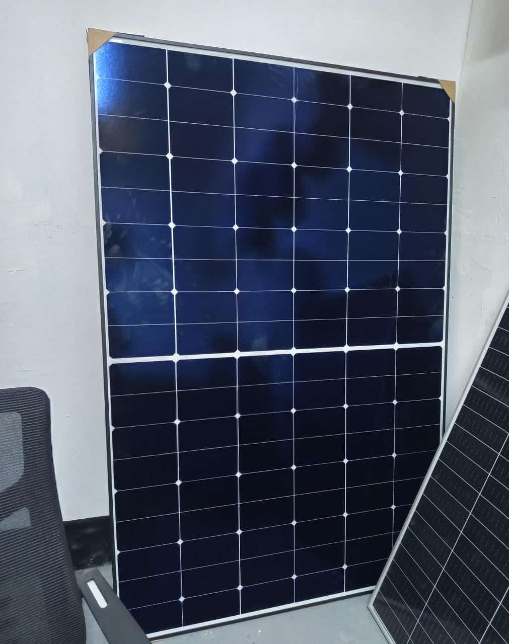 500W Bifacial All-Weather Monocrystalline Solar Panel – German Technology