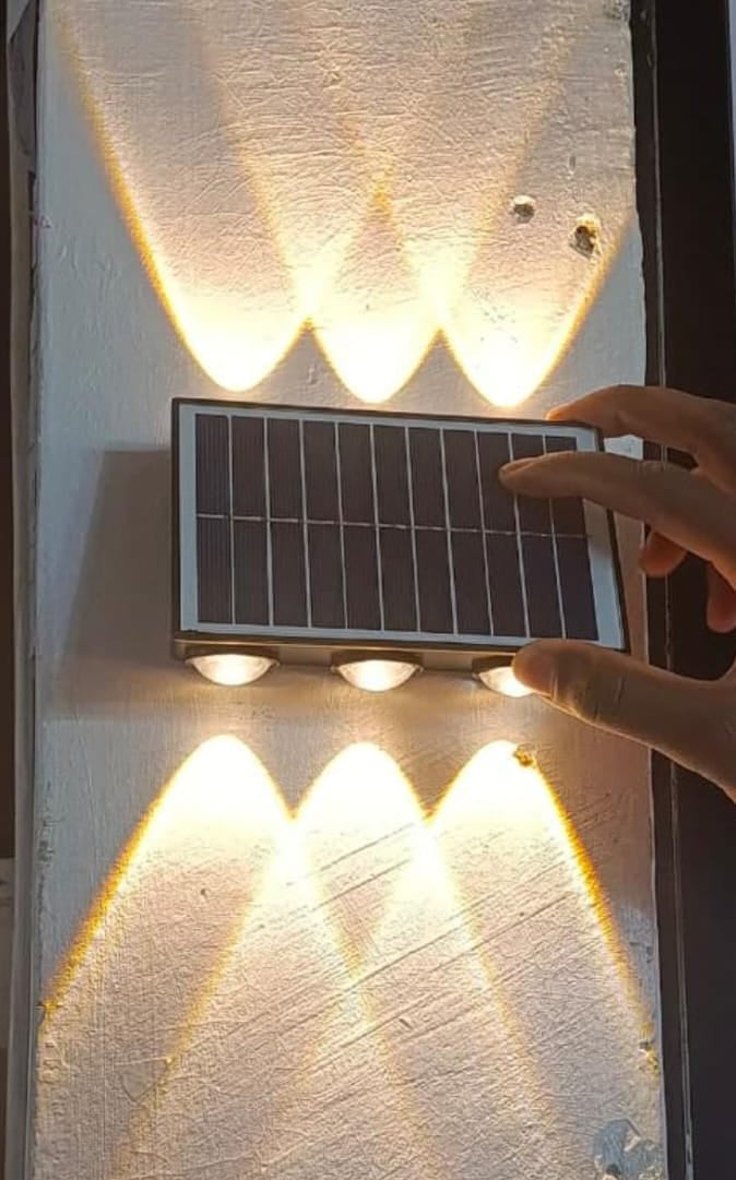 Up Down 3-Eye Solar Wall Light – Warm White